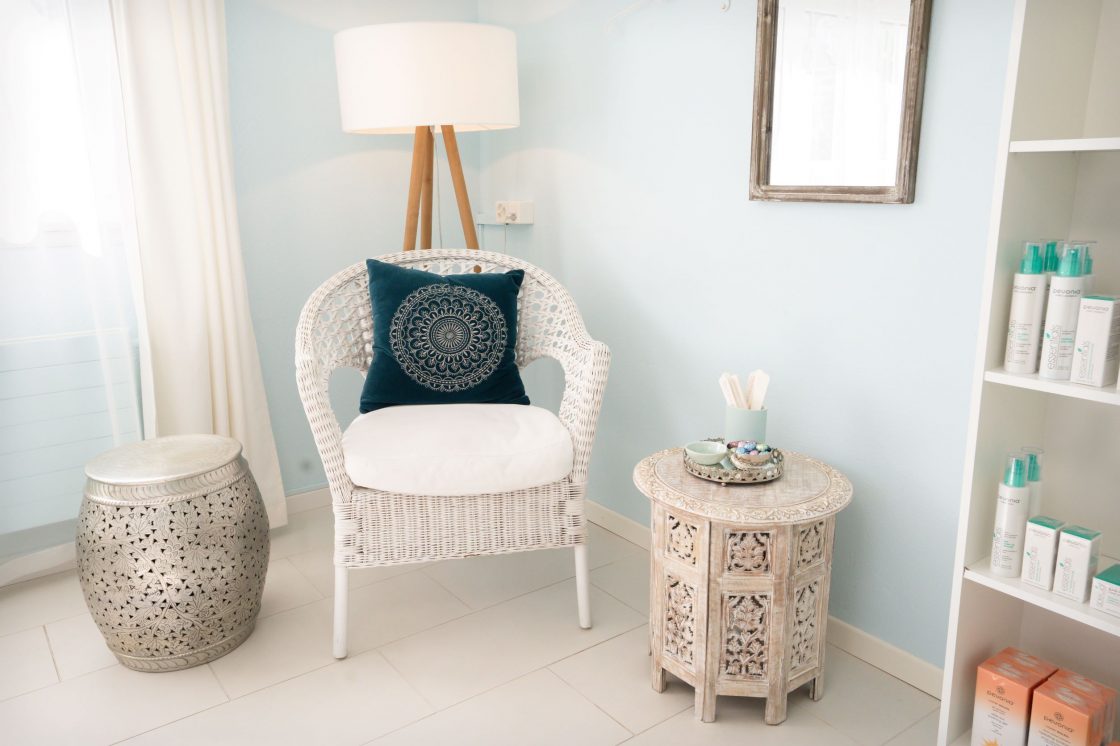 Kundenecke_kosmetikstudio_beaute_des_pres_zürich_oberland_gossau_ottikon